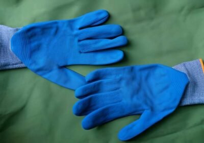 Safety Gloves for Warehouse Workers